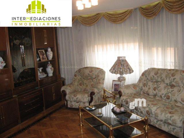For sale of flat in Albacete
