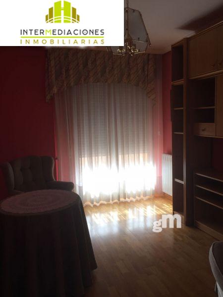 For sale of flat in Albacete