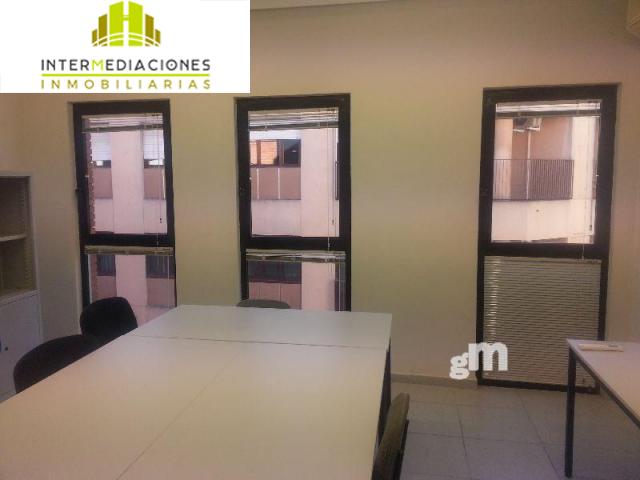 For rent of office in Albacete