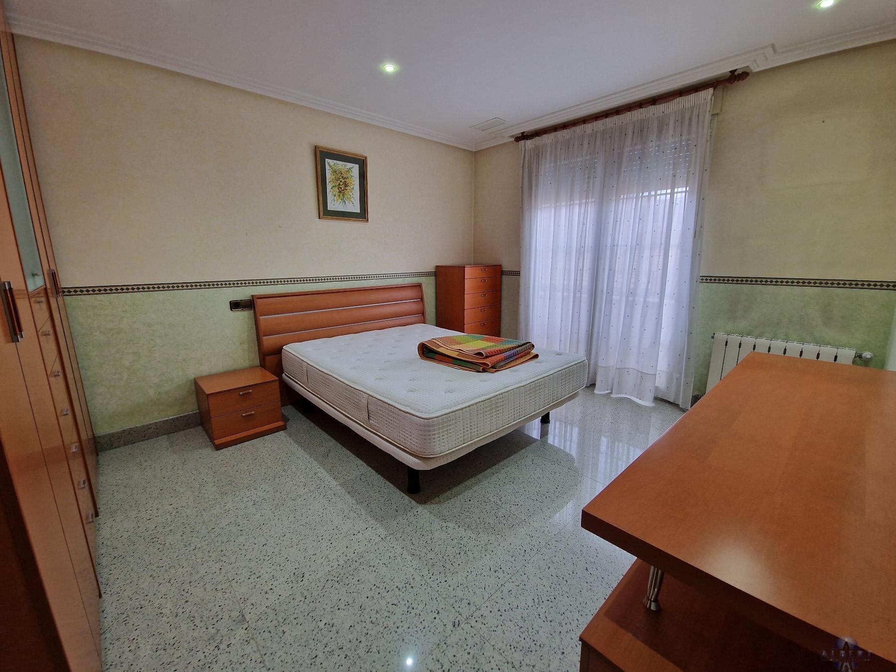 Venta de casa en Novelda