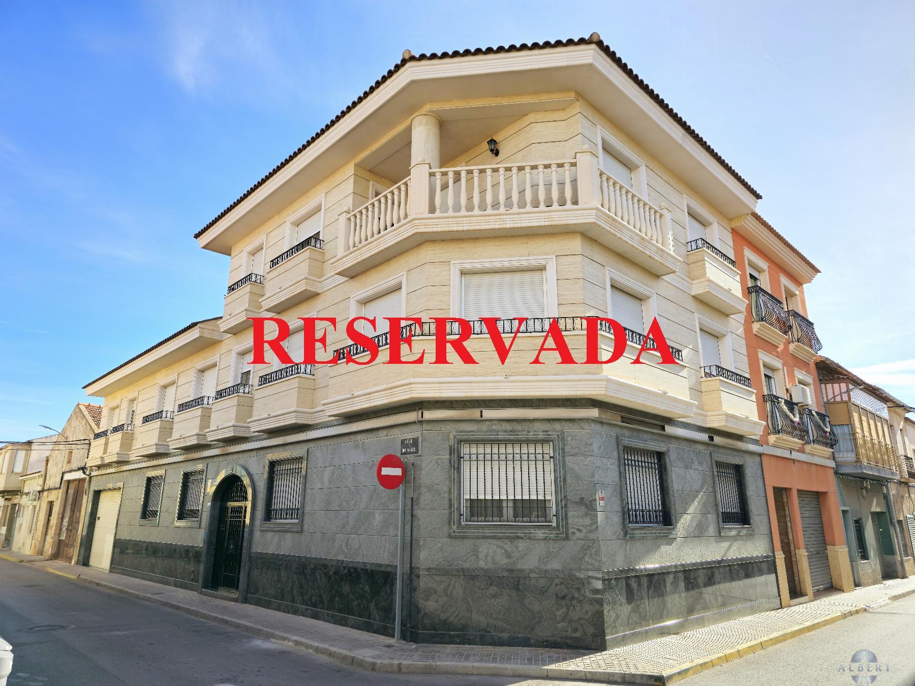 Venta de casa en Novelda