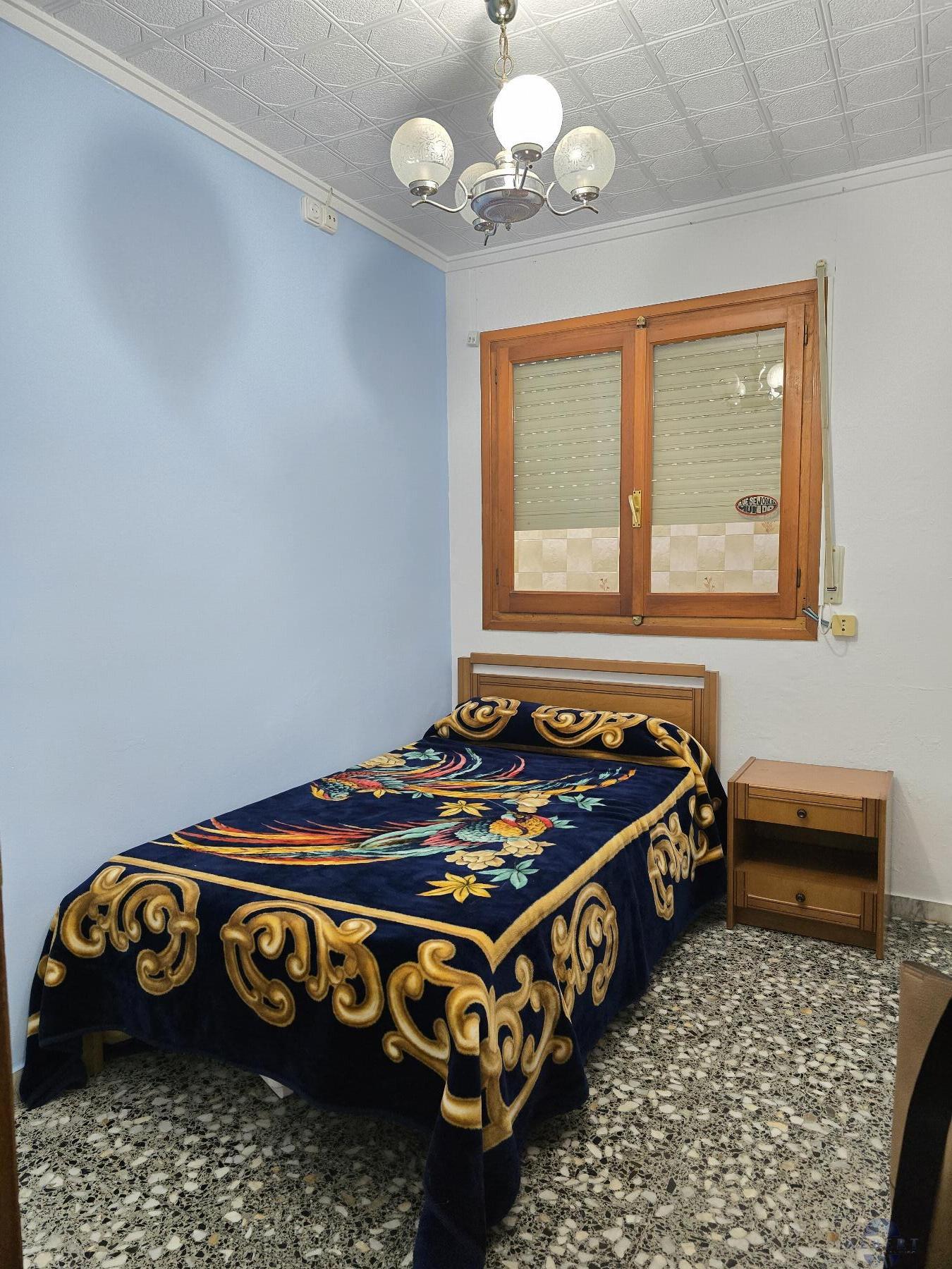 For sale of flat in Novelda