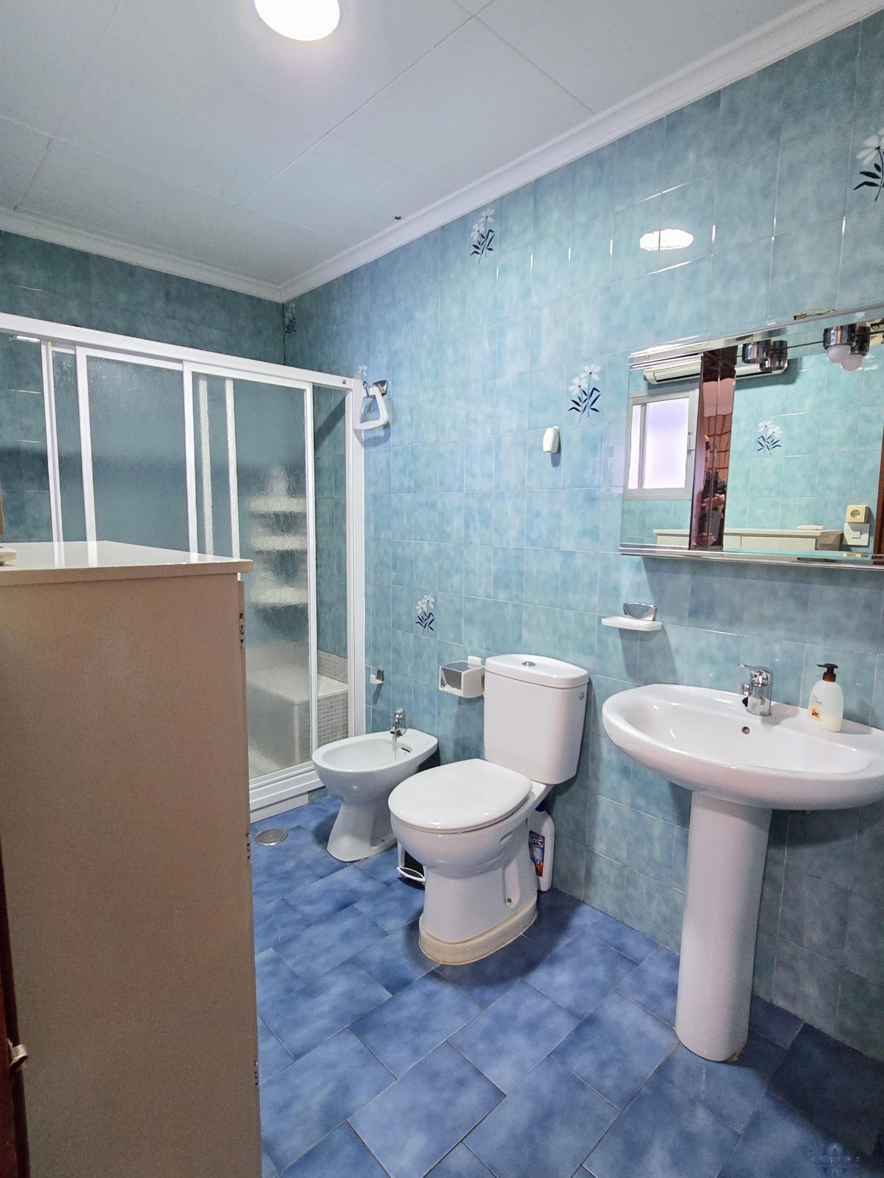 For sale of house in Monóvar-Monòver