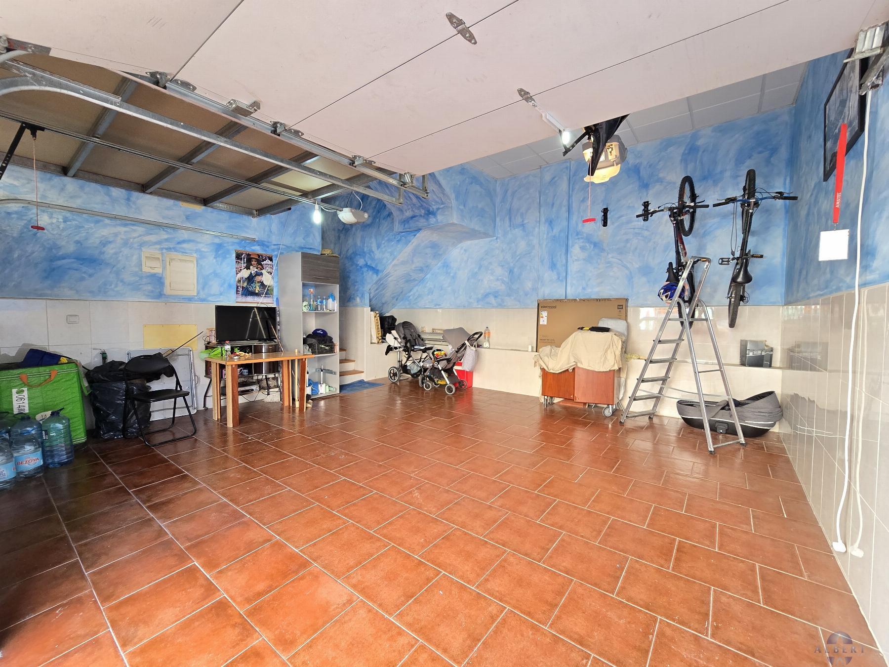 Venta de casa en Novelda