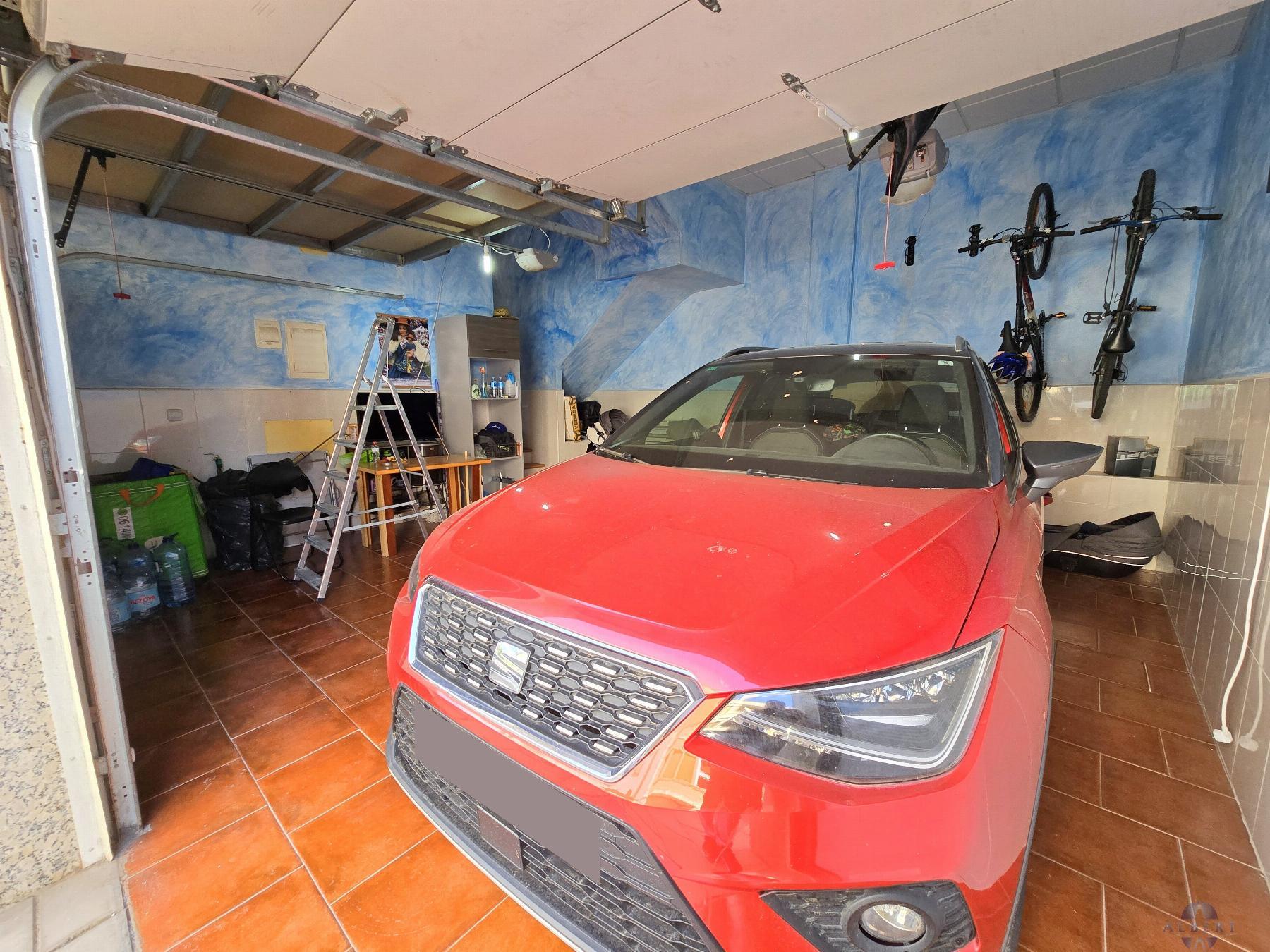 Venta de casa en Novelda