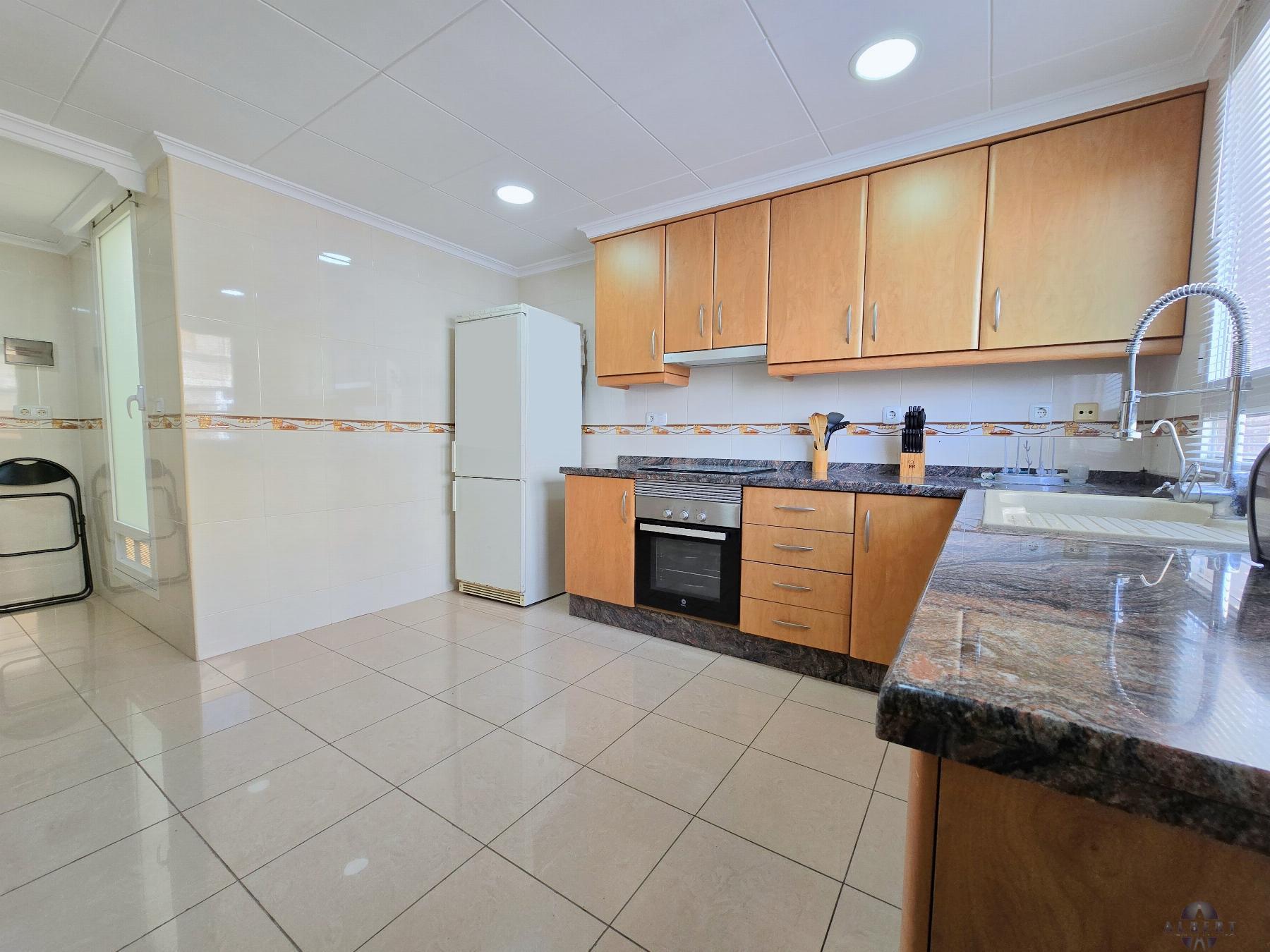 Venta de casa en Novelda
