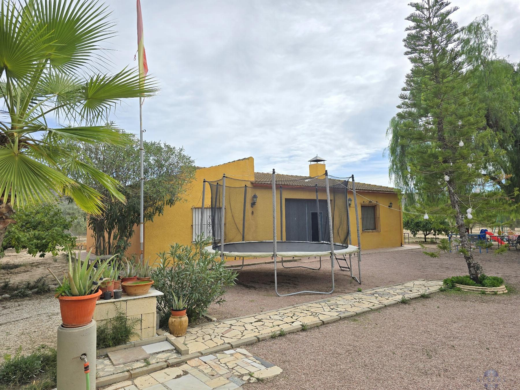 Venta de chalet en Elda