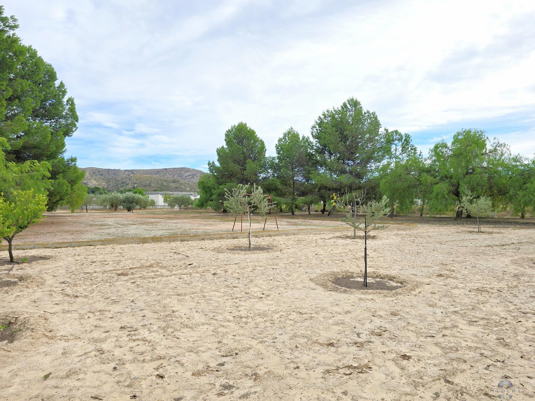 Venta de chalet en Elda