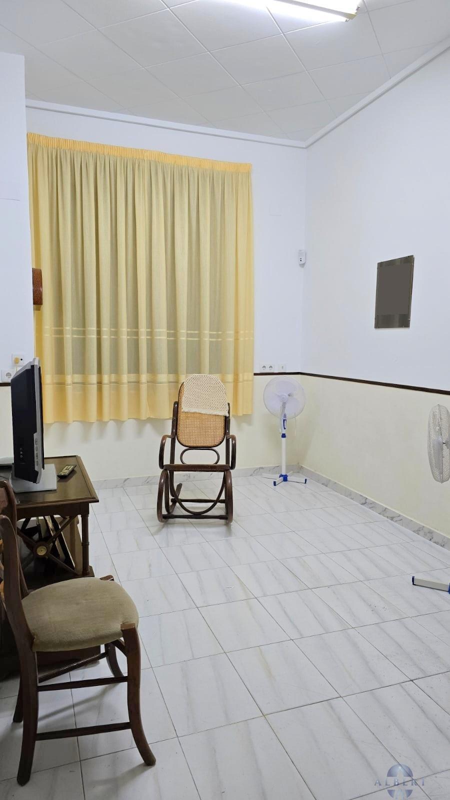 Venta de casa en Novelda