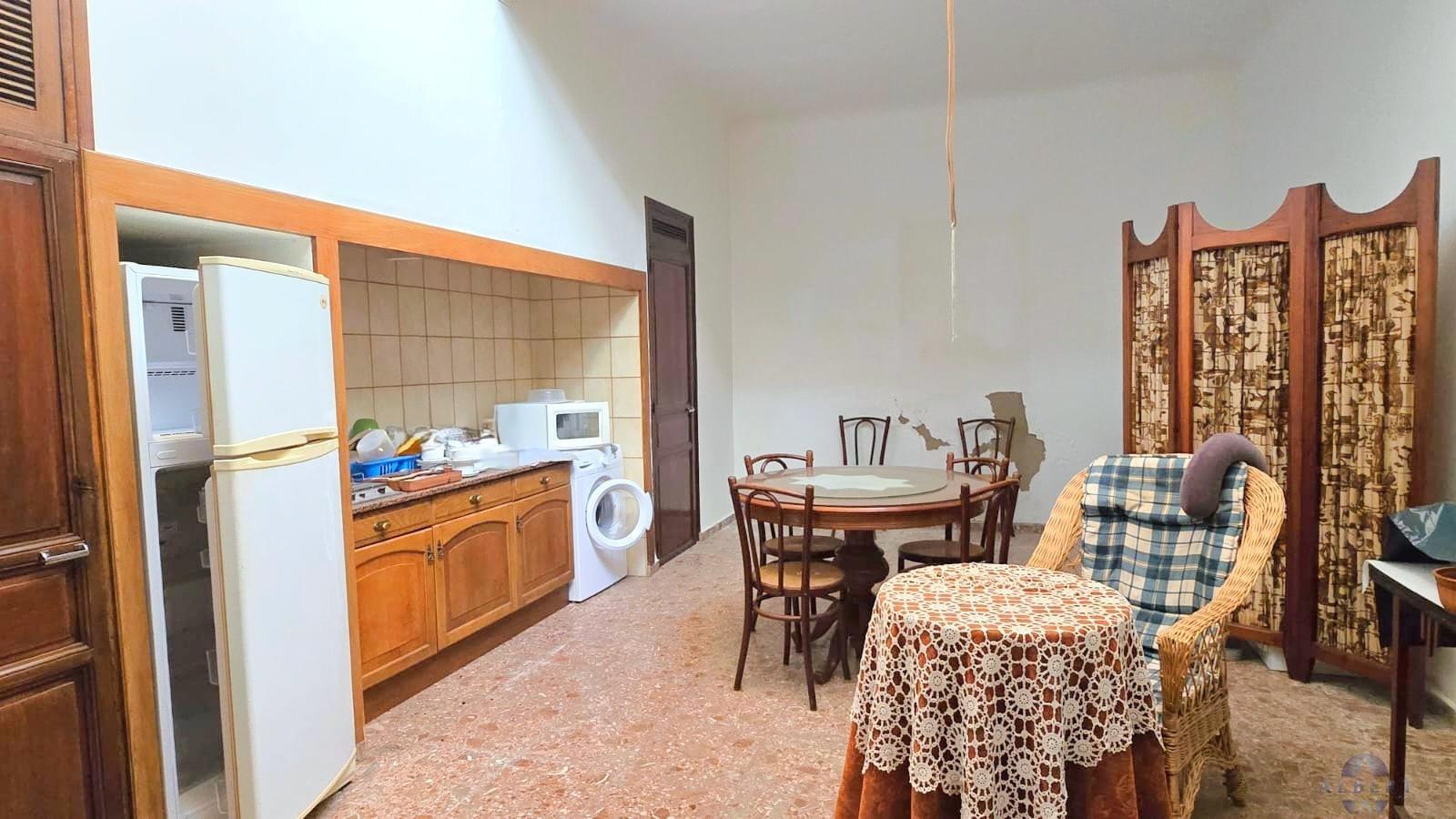 Venta de casa en Novelda