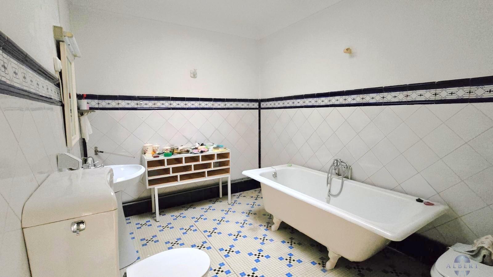 Venta de casa en Novelda