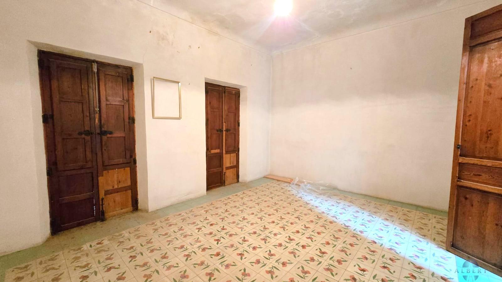 Venta de casa en Novelda