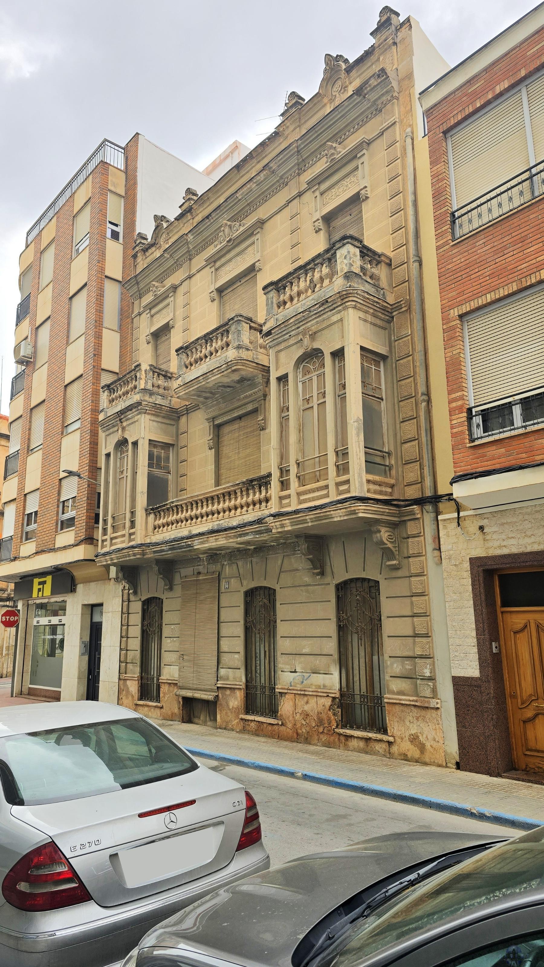 Venta de casa en Novelda