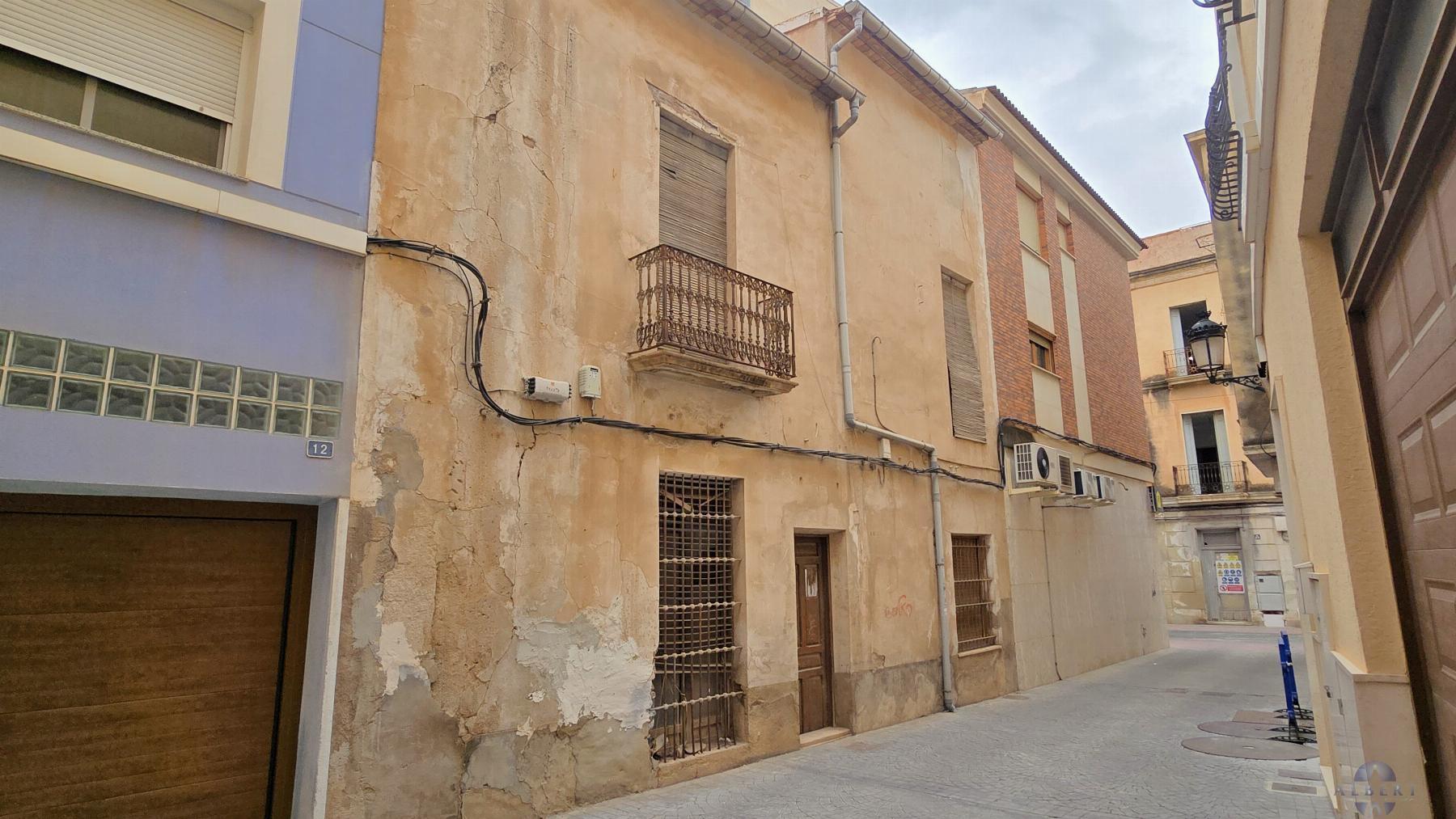 Venta de casa en Novelda