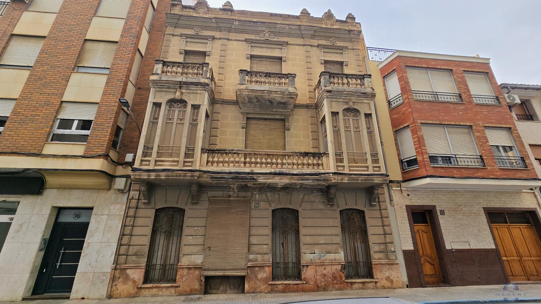 Venta de casa en Novelda