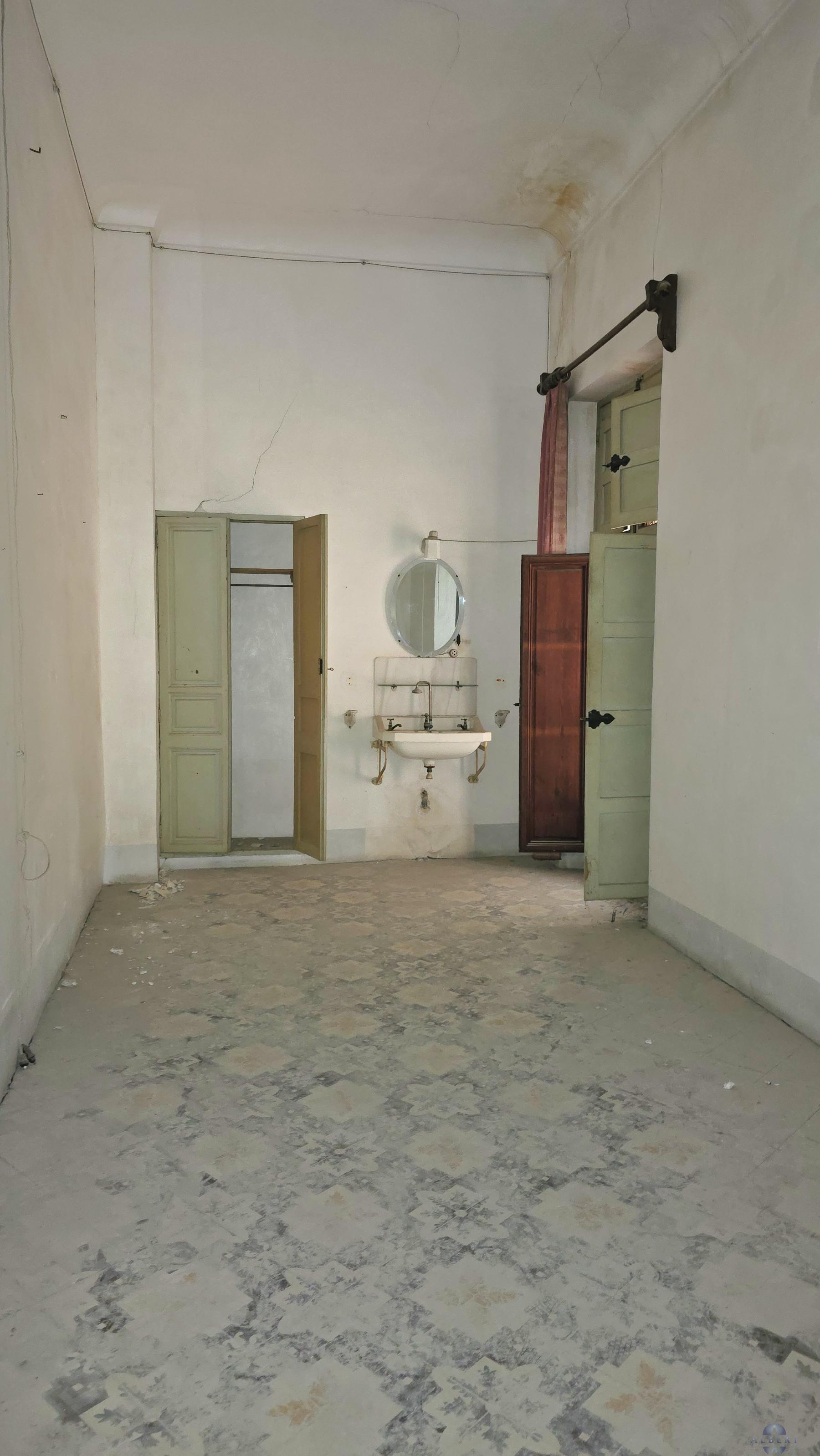 Venta de casa en Novelda