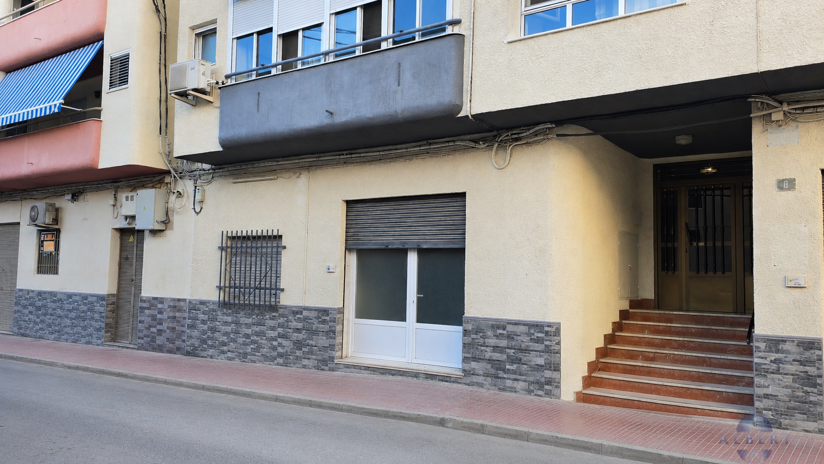 Venta de local en Monóvar-Monòver