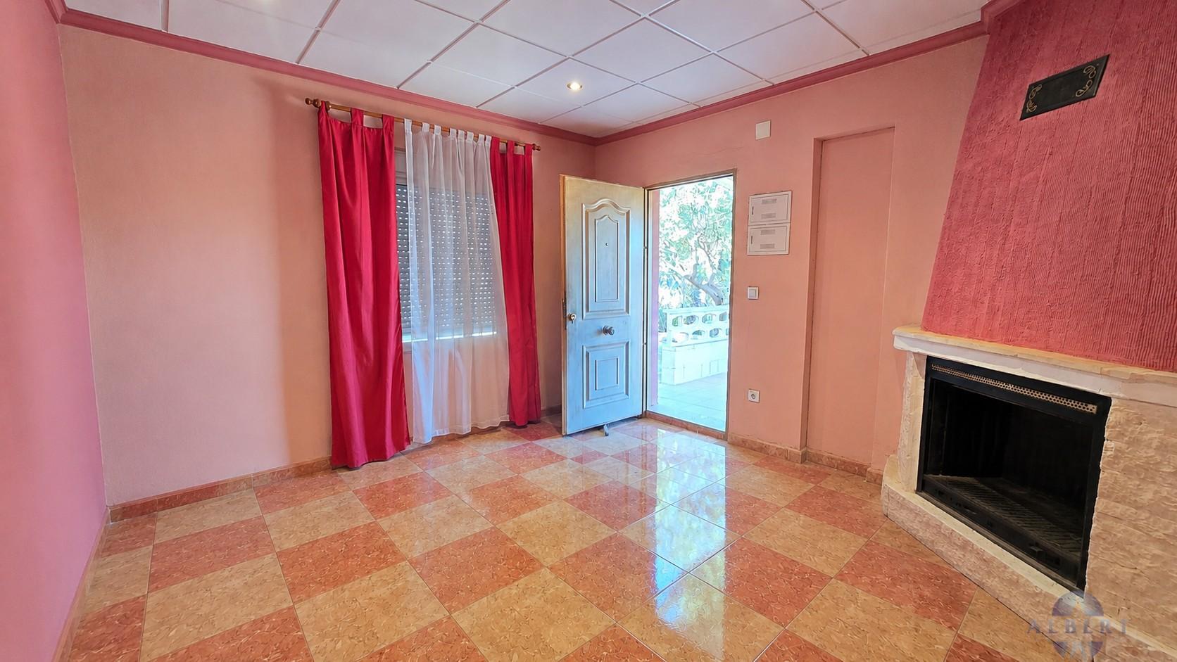 Venta de chalet en Petrer