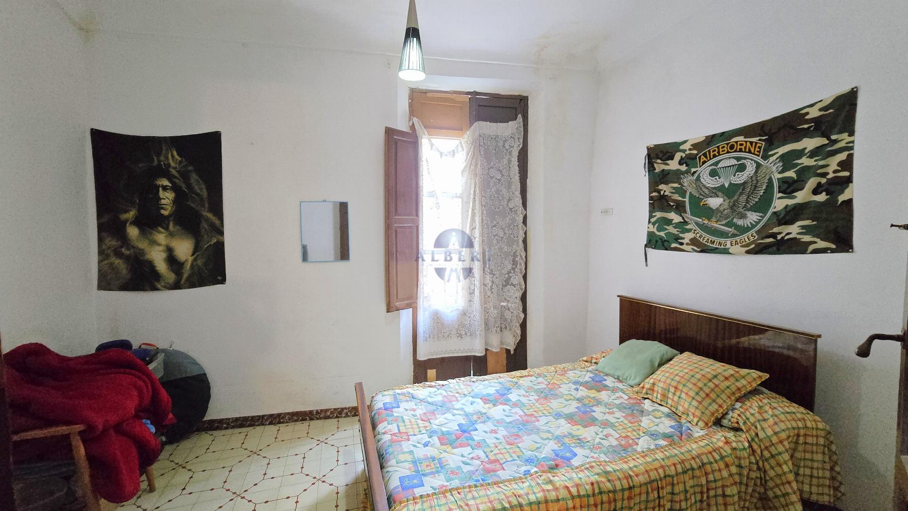 Venta de casa en Novelda