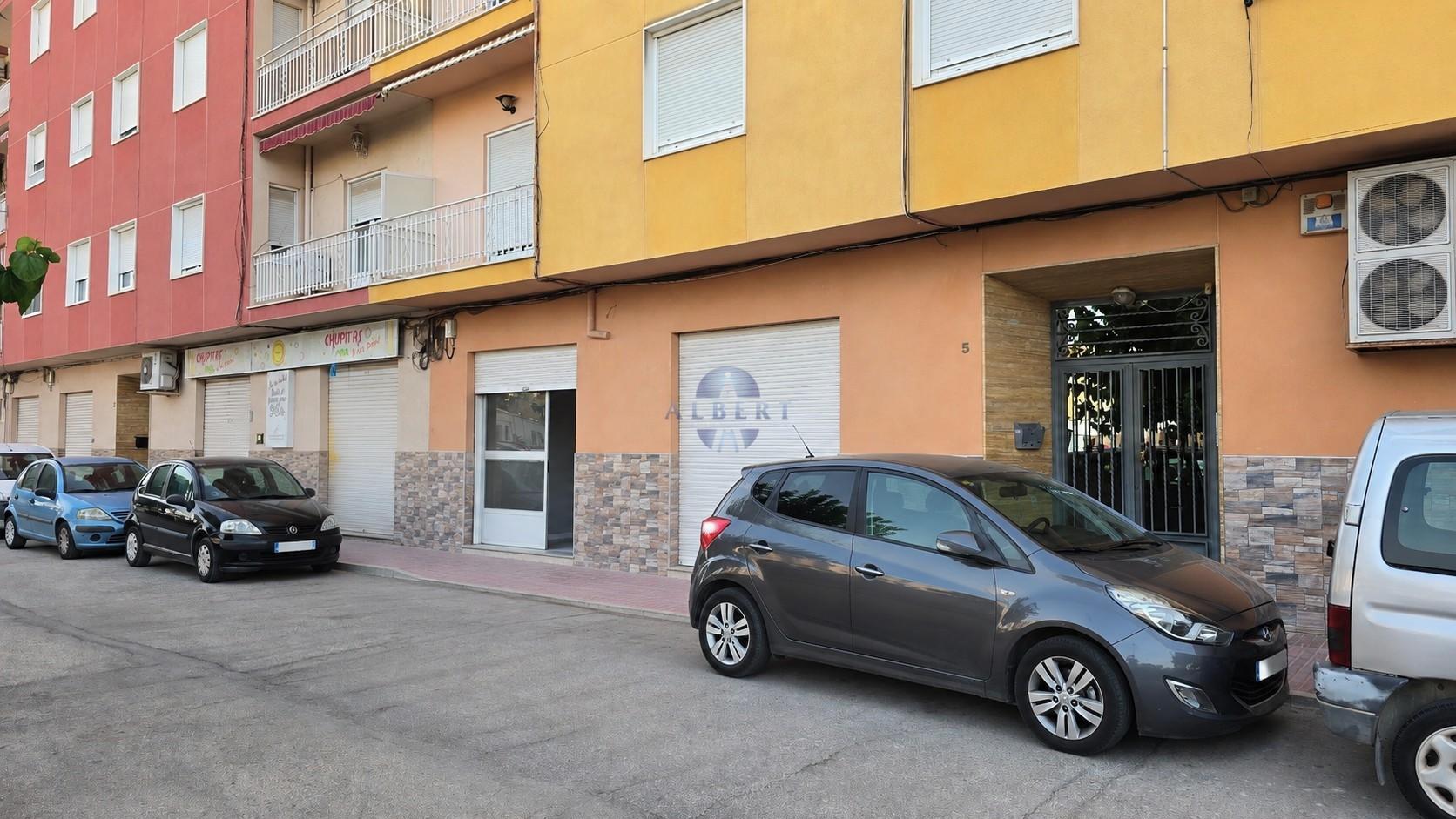 Venta de local en Monóvar-Monòver