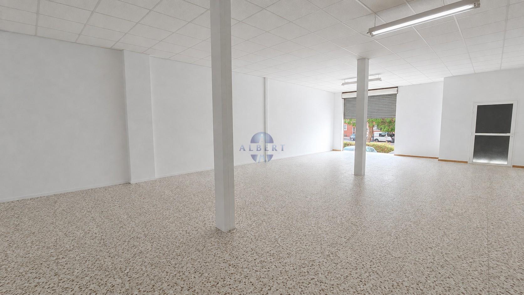 Venta de local en Monóvar-Monòver