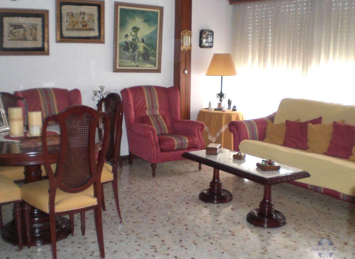 For sale of flat in Novelda
