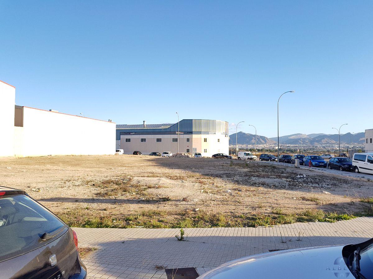 Venta de terreno en Monóvar-Monòver