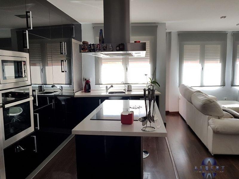 For sale of flat in Monóvar-Monòver