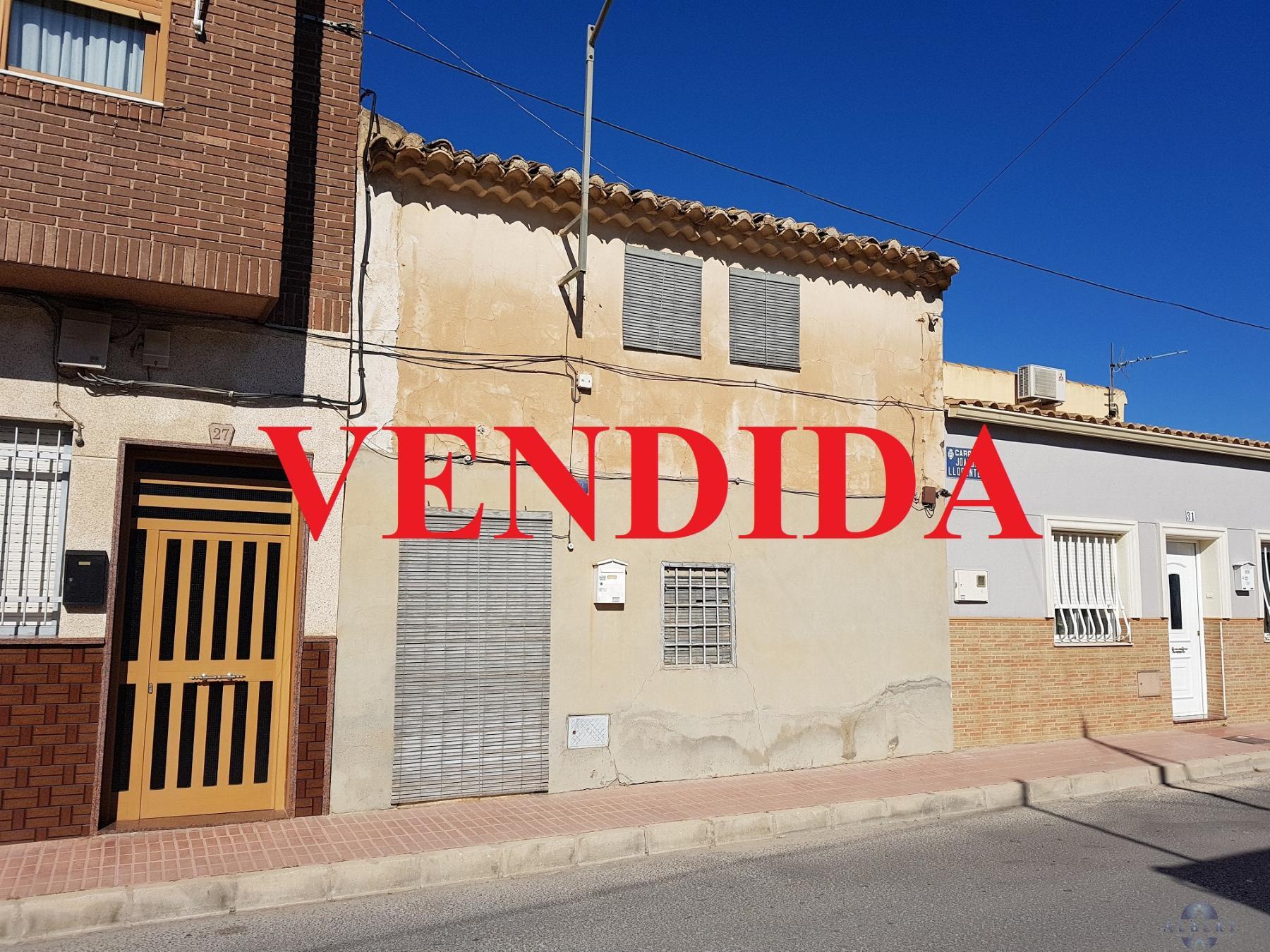 For sale of house in Monóvar-Monòver