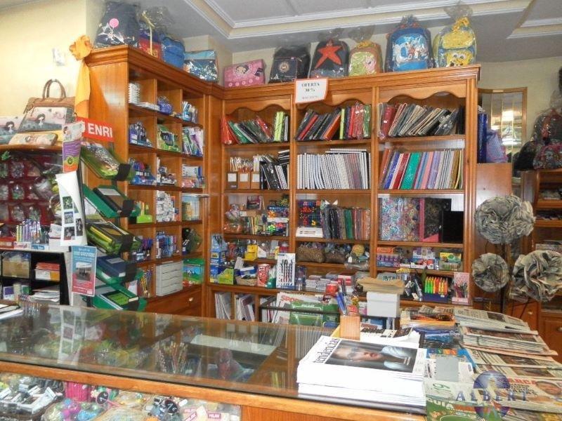 Venta de local comercial en Monóvar-Monòver