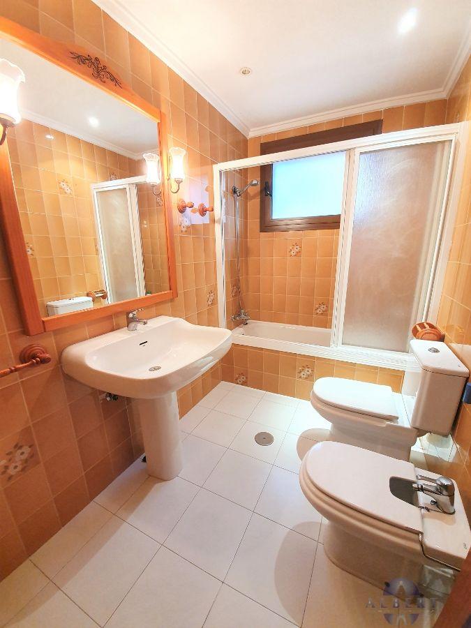 For sale of flat in Novelda