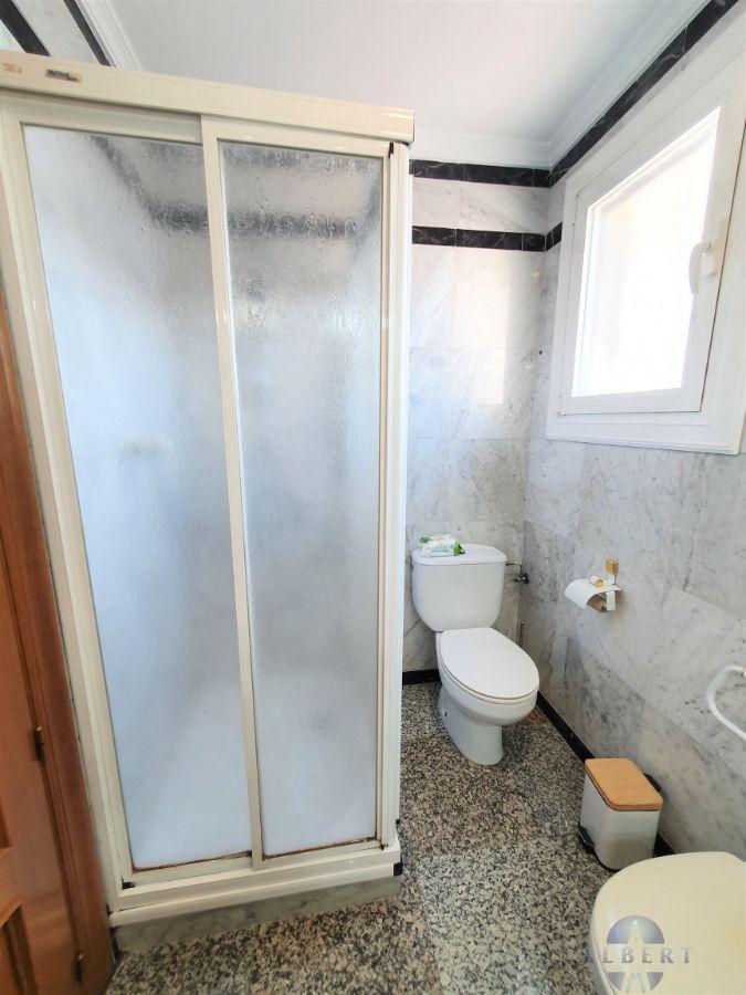 For sale of flat in Novelda