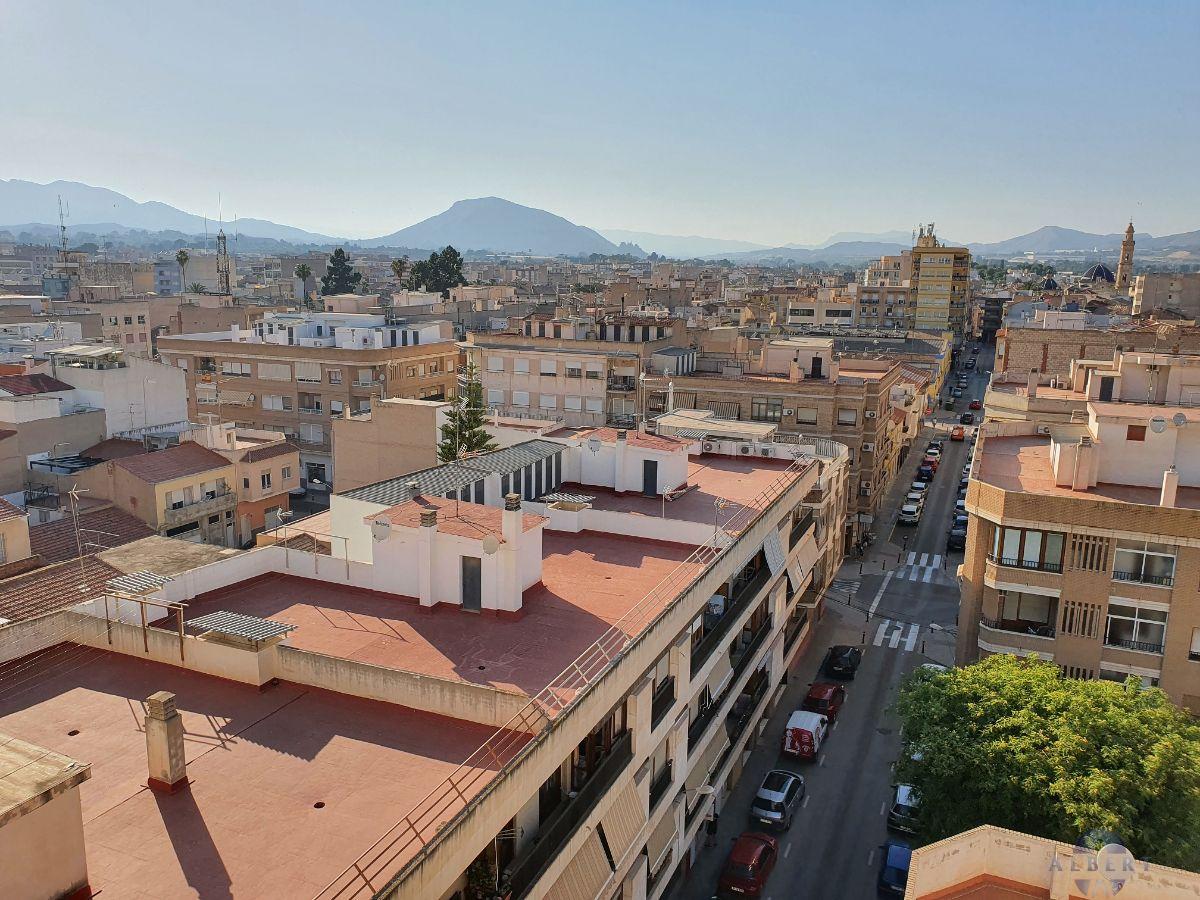 For sale of flat in Novelda