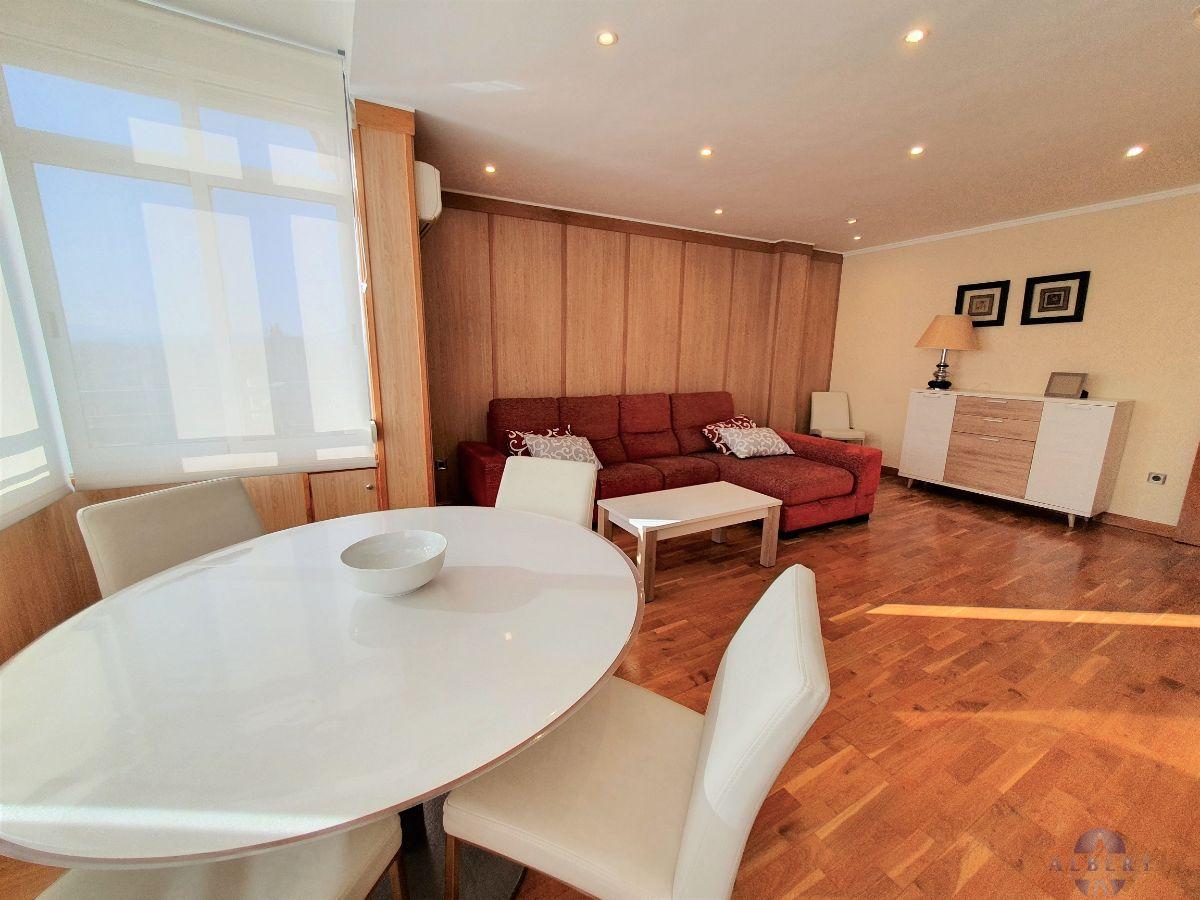 For sale of flat in Novelda