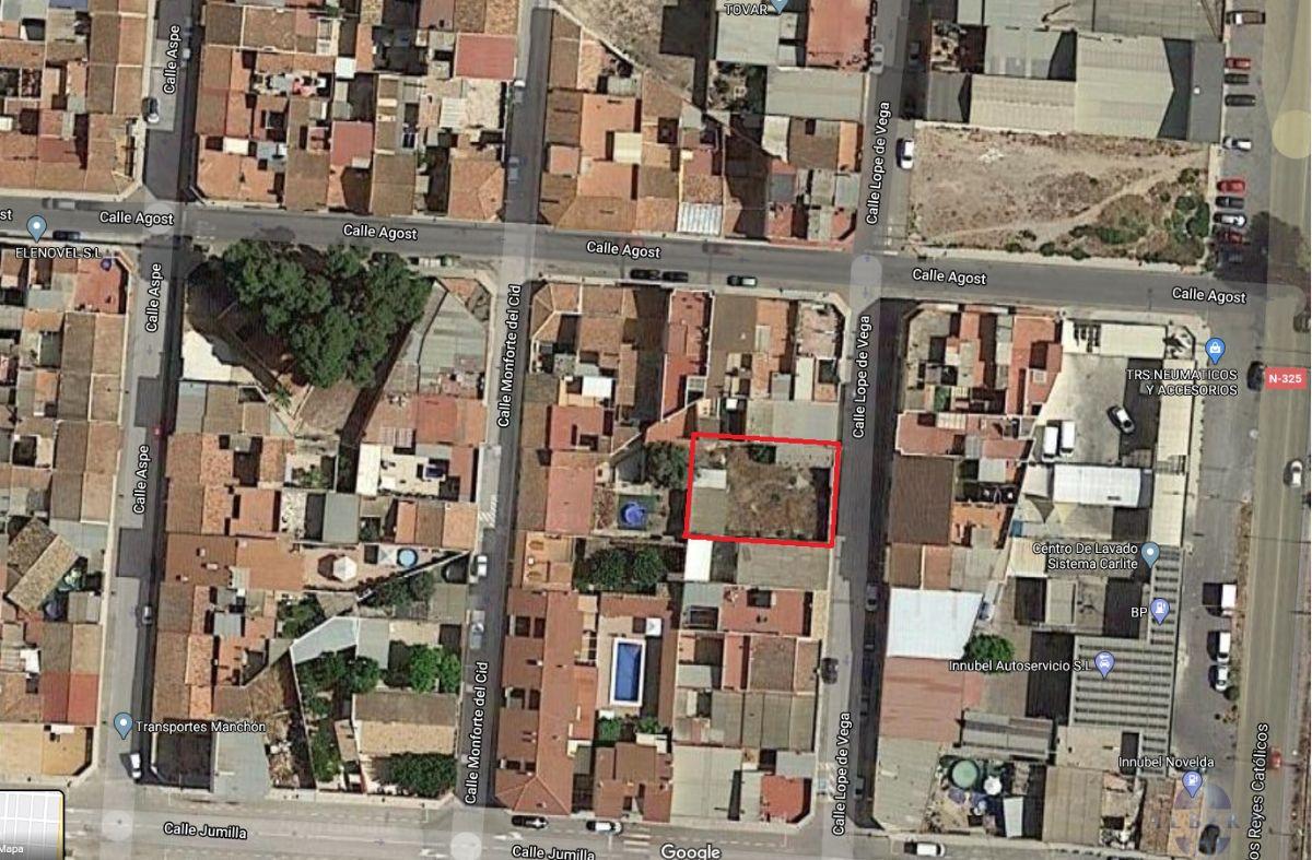 For sale of land in Novelda