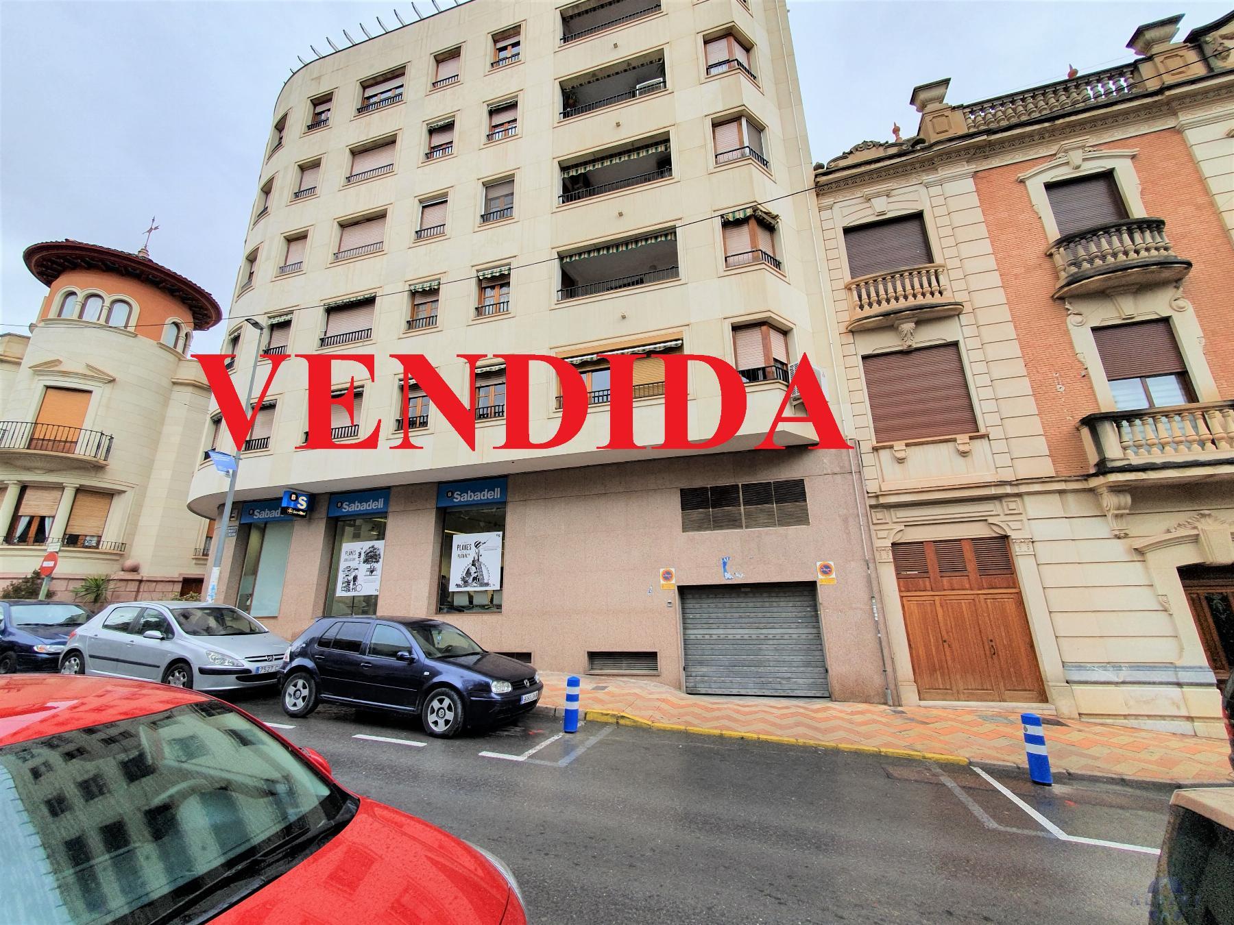 For sale of garage in Monóvar-Monòver