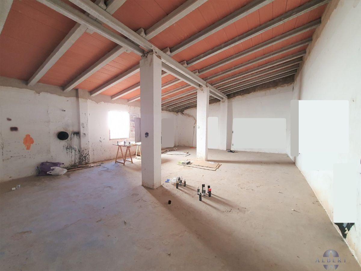 For sale of house in Monóvar-Monòver