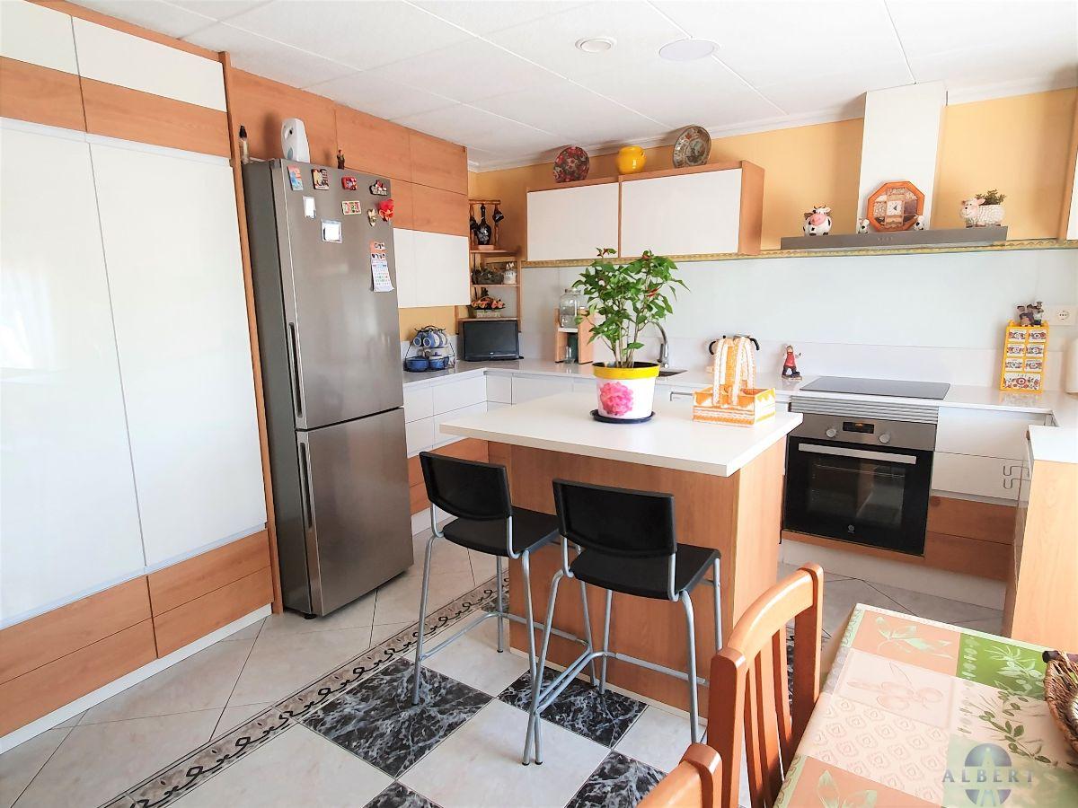 For sale of flat in Monóvar-Monòver