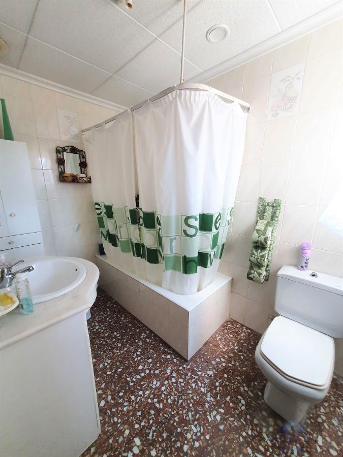 For sale of flat in Monóvar-Monòver