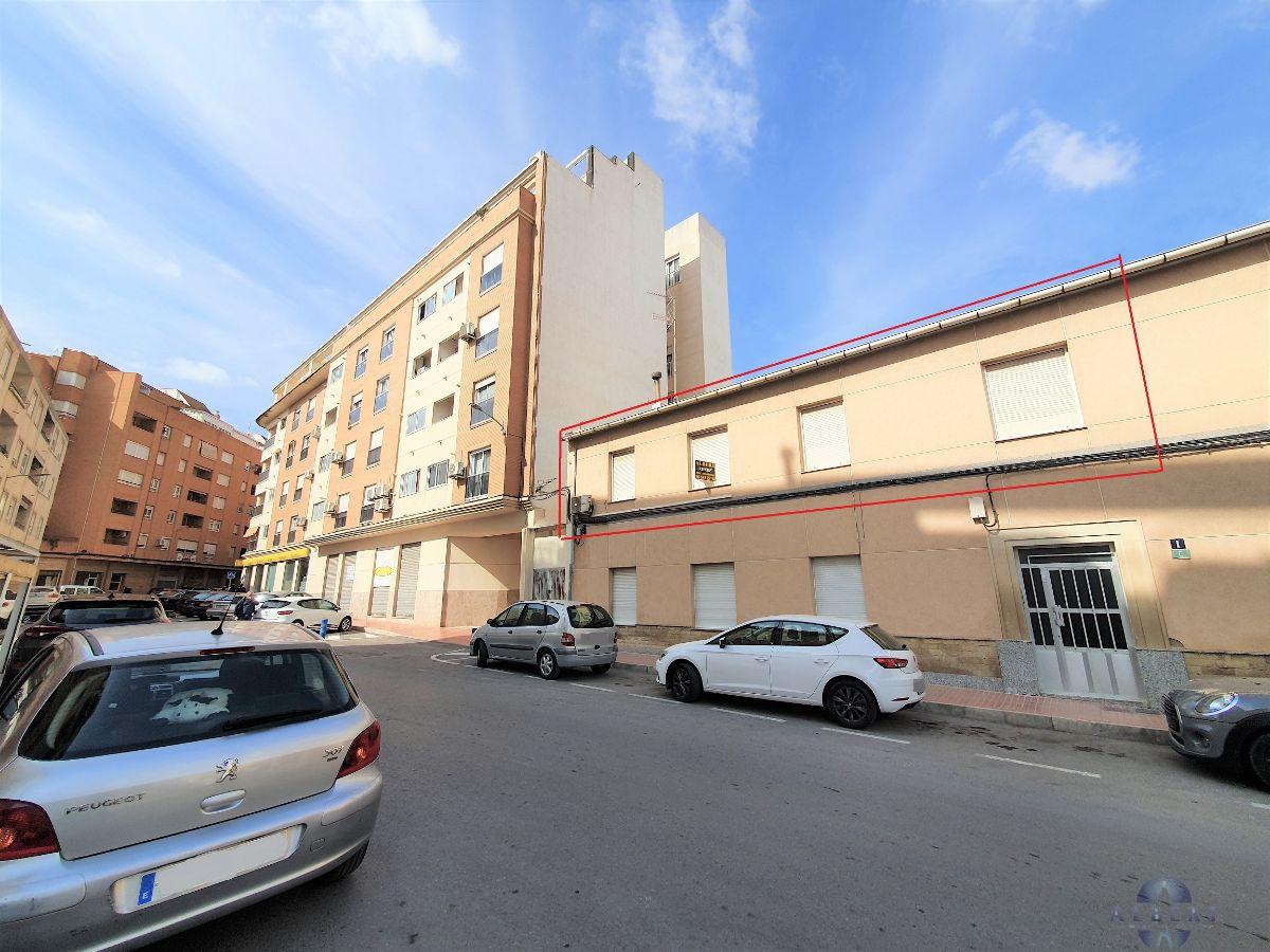 For sale of flat in Monóvar-Monòver