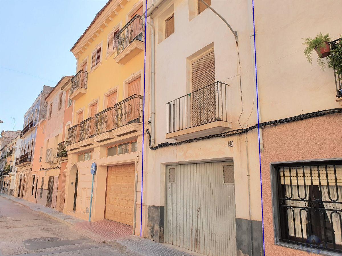 For sale of house in Novelda