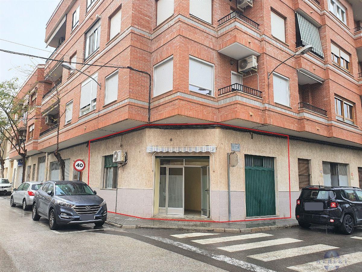 For sale of commercial in Novelda