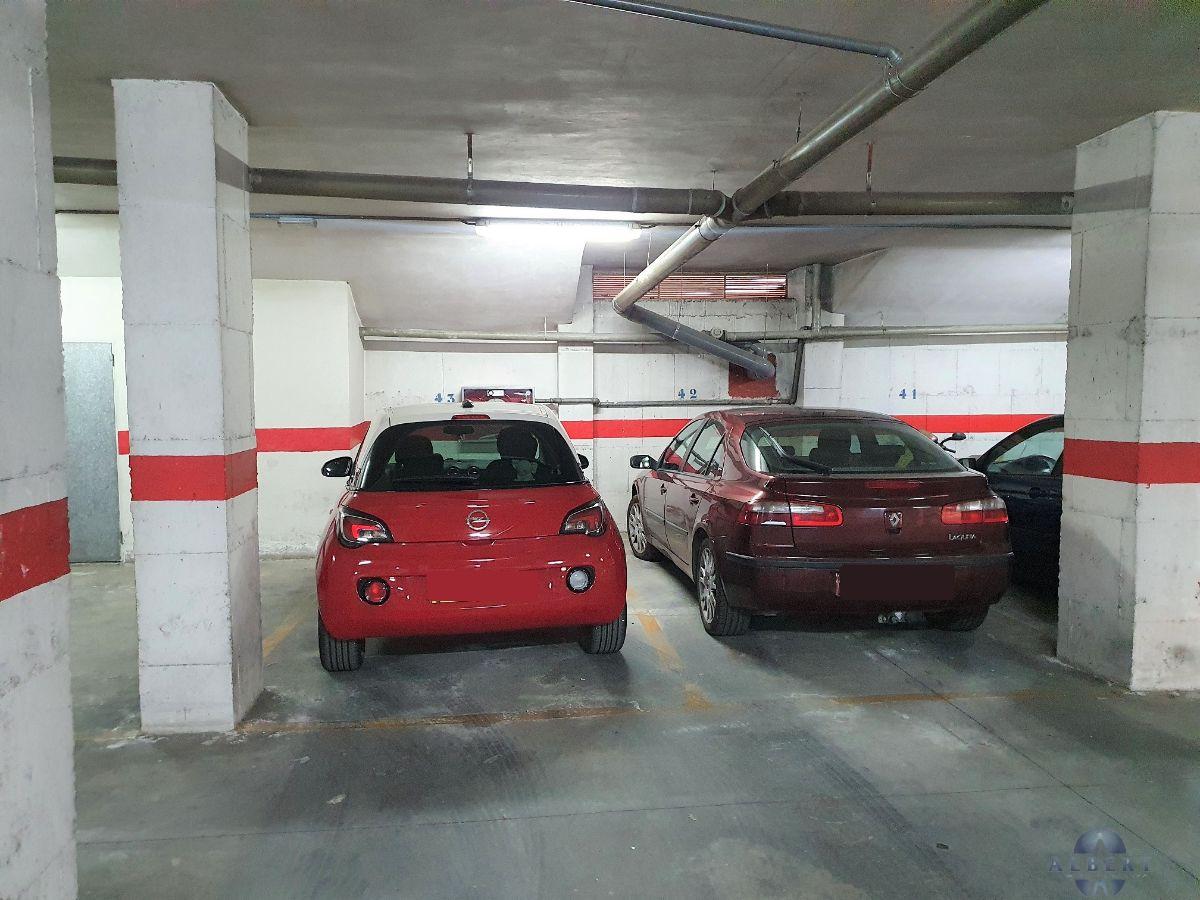For sale of garage in Monóvar-Monòver