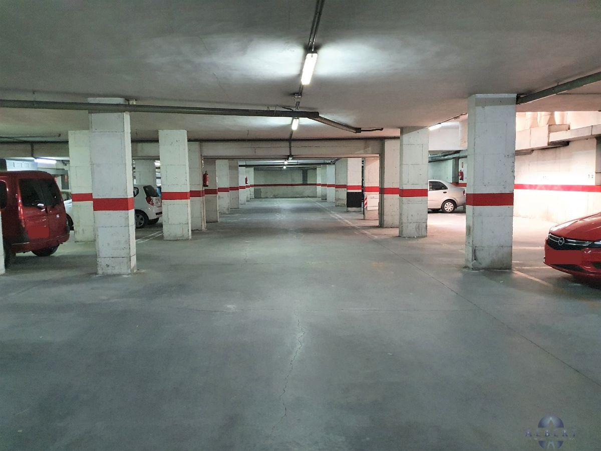For sale of garage in Monóvar-Monòver