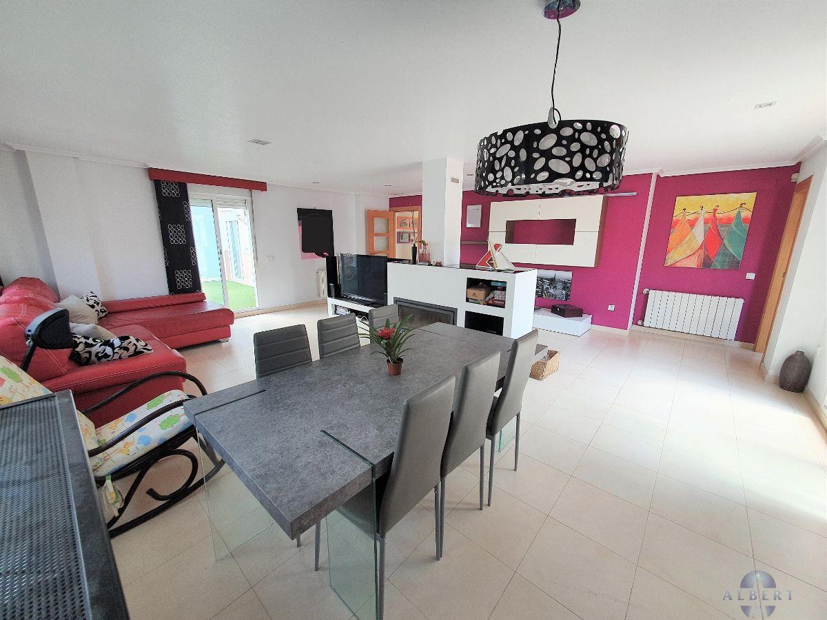 For sale of penthouse in Monóvar-Monòver