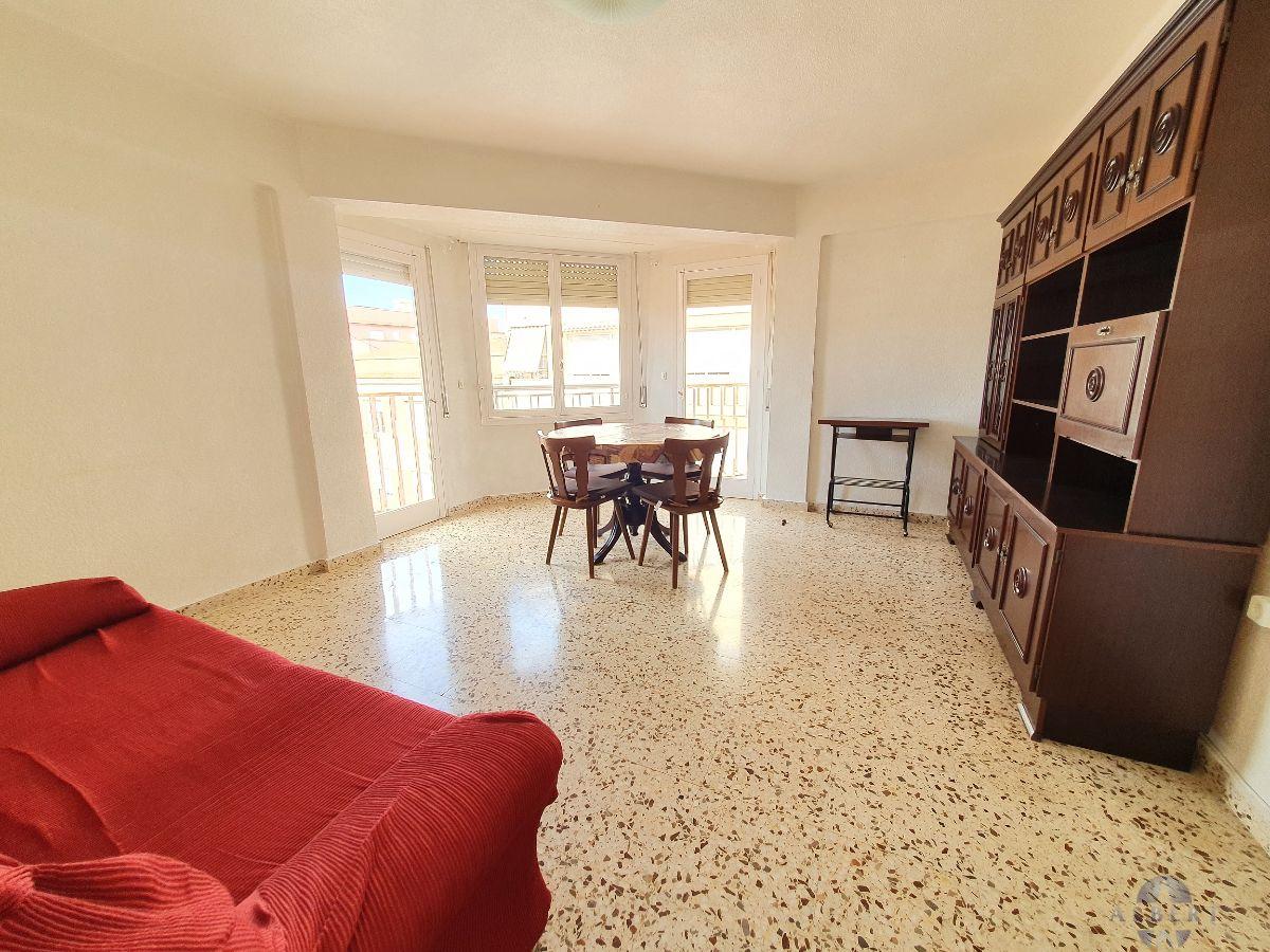 For sale of flat in Monóvar-Monòver