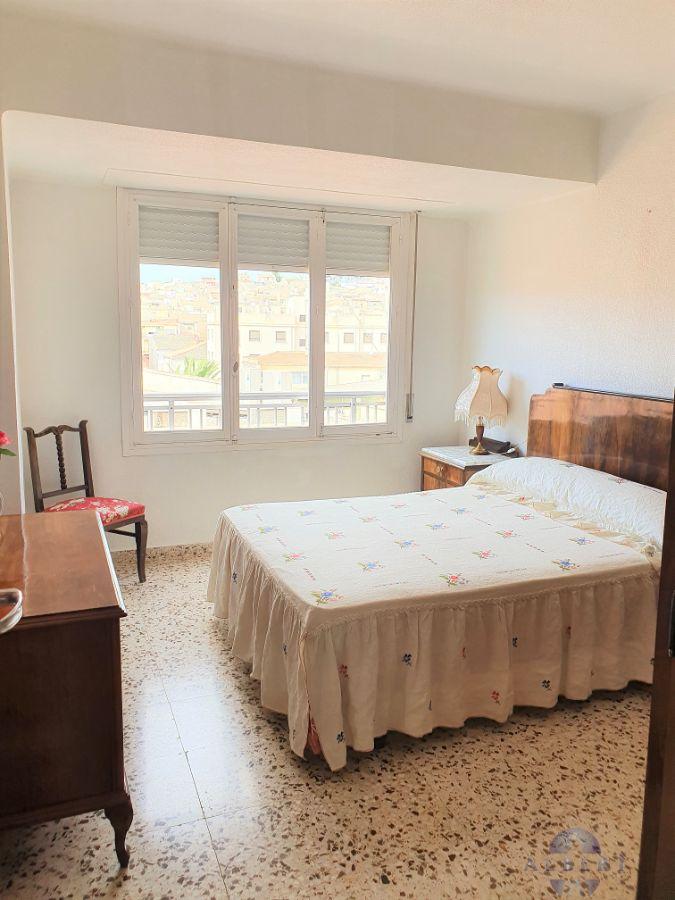 For sale of flat in Monóvar-Monòver