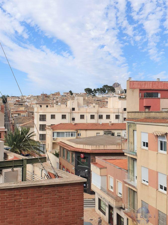 For sale of flat in Monóvar-Monòver