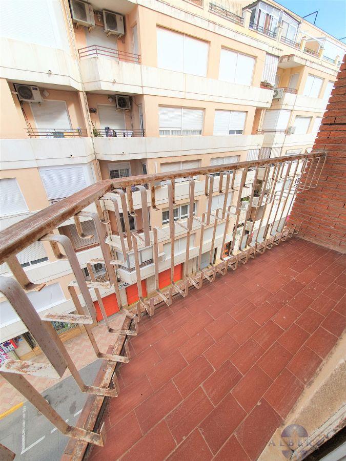 For sale of flat in Monóvar-Monòver