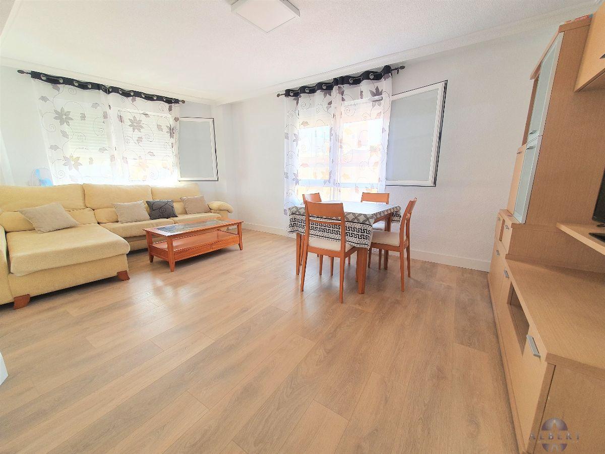 For sale of flat in Monóvar-Monòver